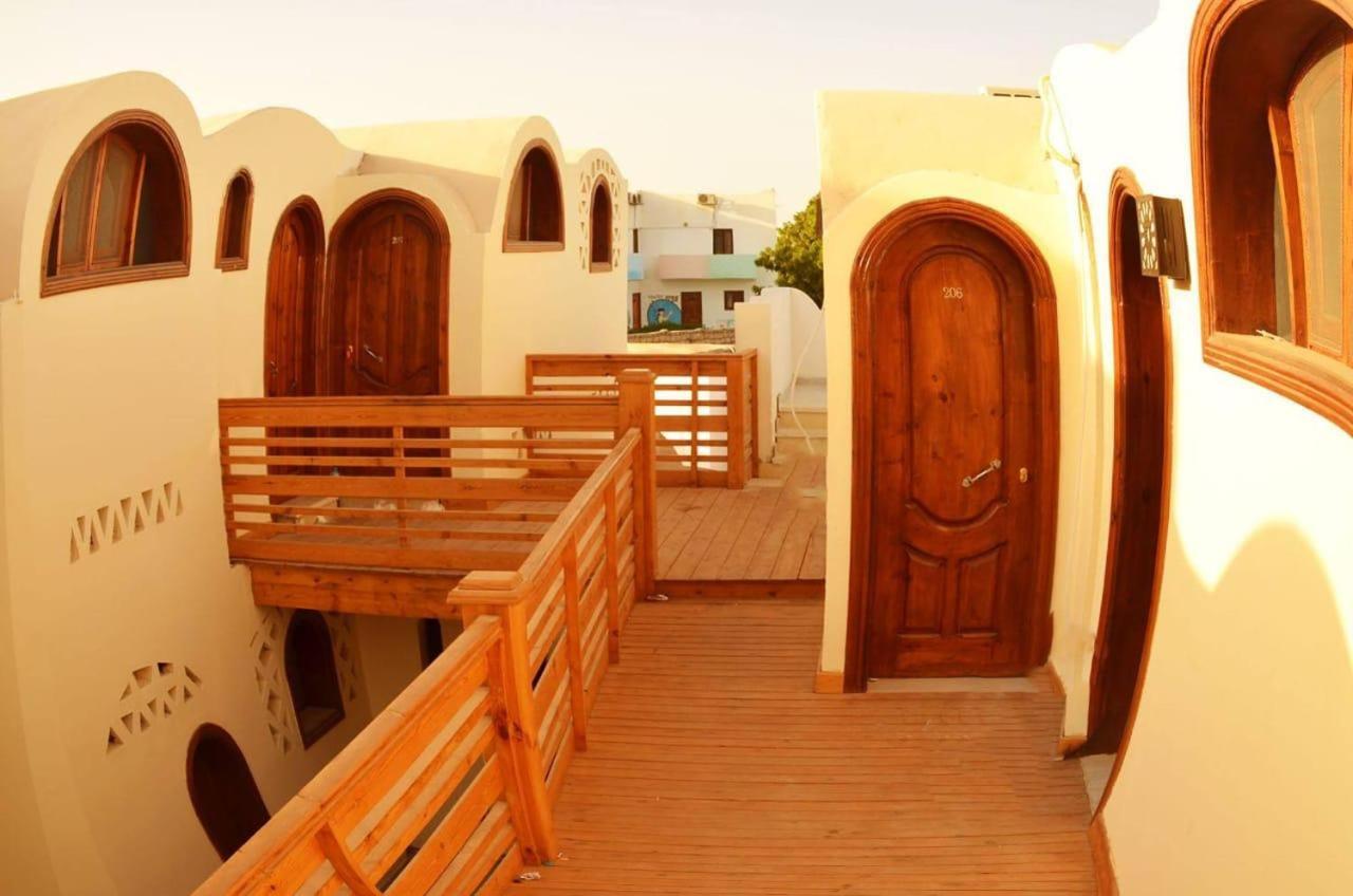Dahab Coral Reefs Hotel Exterior photo